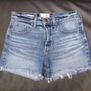 Universal Thread Mid Rise 90s Baggy Jean Shorts